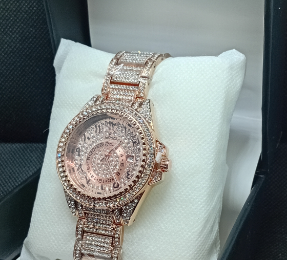 Fully Classic Iced Watch With Date