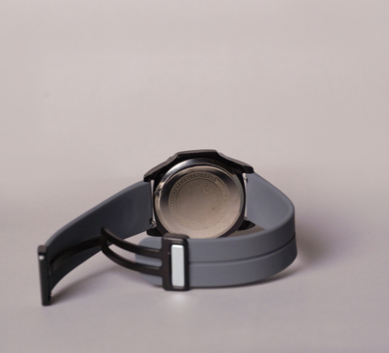 Rlx - Unique Design Magnetic Lock & Silicone Straps Watch date