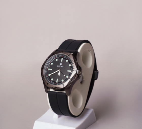 Rlx - Unique Design Magnetic Lock & Silicone Straps Watch