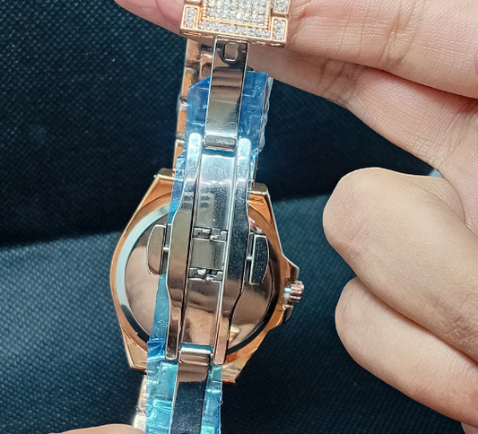 Fully Classic Iced Watch With Date